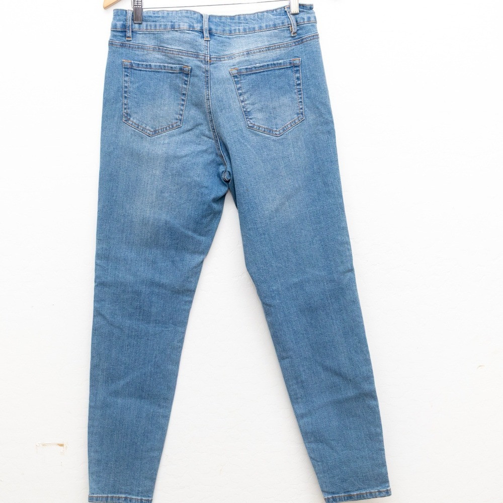 Bongo Womens Size 12 Blue Skinny Leg Patch Light Wash Cotton Blend Stretch Jeans - Picture 3 of 11